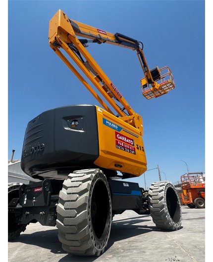 BRAZO ELÉCTRICO 20MTS